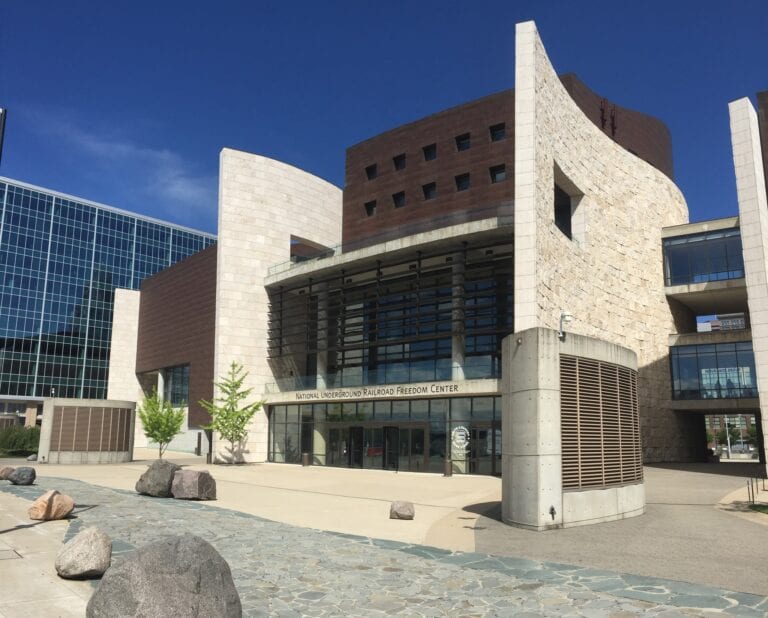 NationalUndergroundRailroadFreedomCenter 768x618