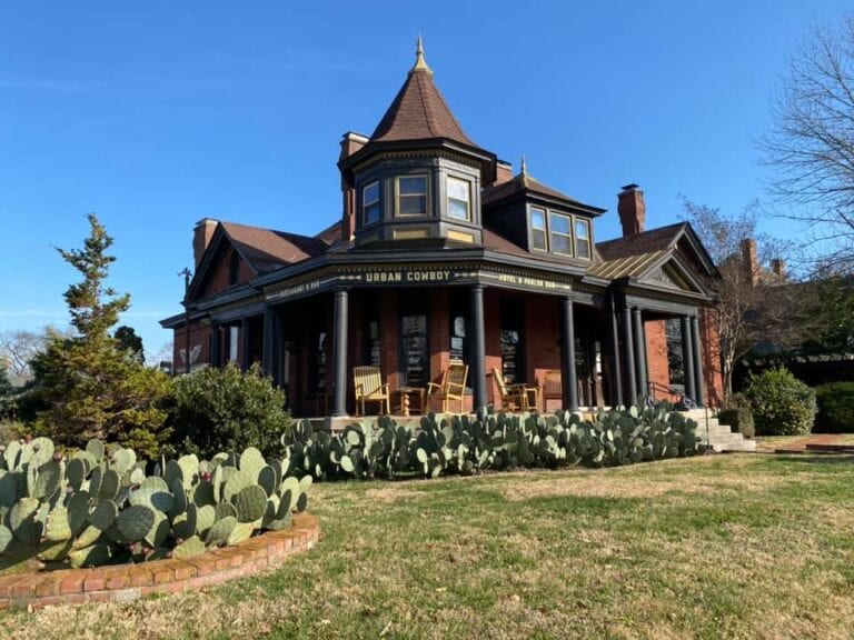 UrbanCowboyBnB 768x576